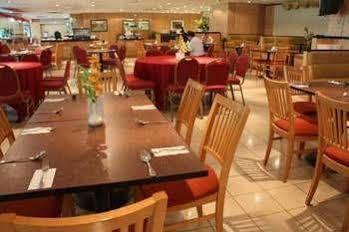 Cempaka Apartment Hotel Куала-Лумпур Экстерьер фото